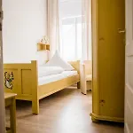 Allmanns-kroog Hotell 3*