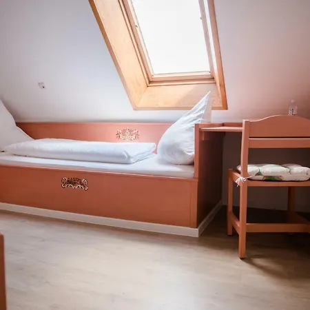 Hotel Allmanns-kroog 3*